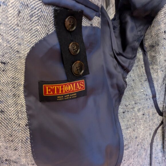 Suit Supply Jort Herringbone Silk and Linen Suit - Picture 4 of 7